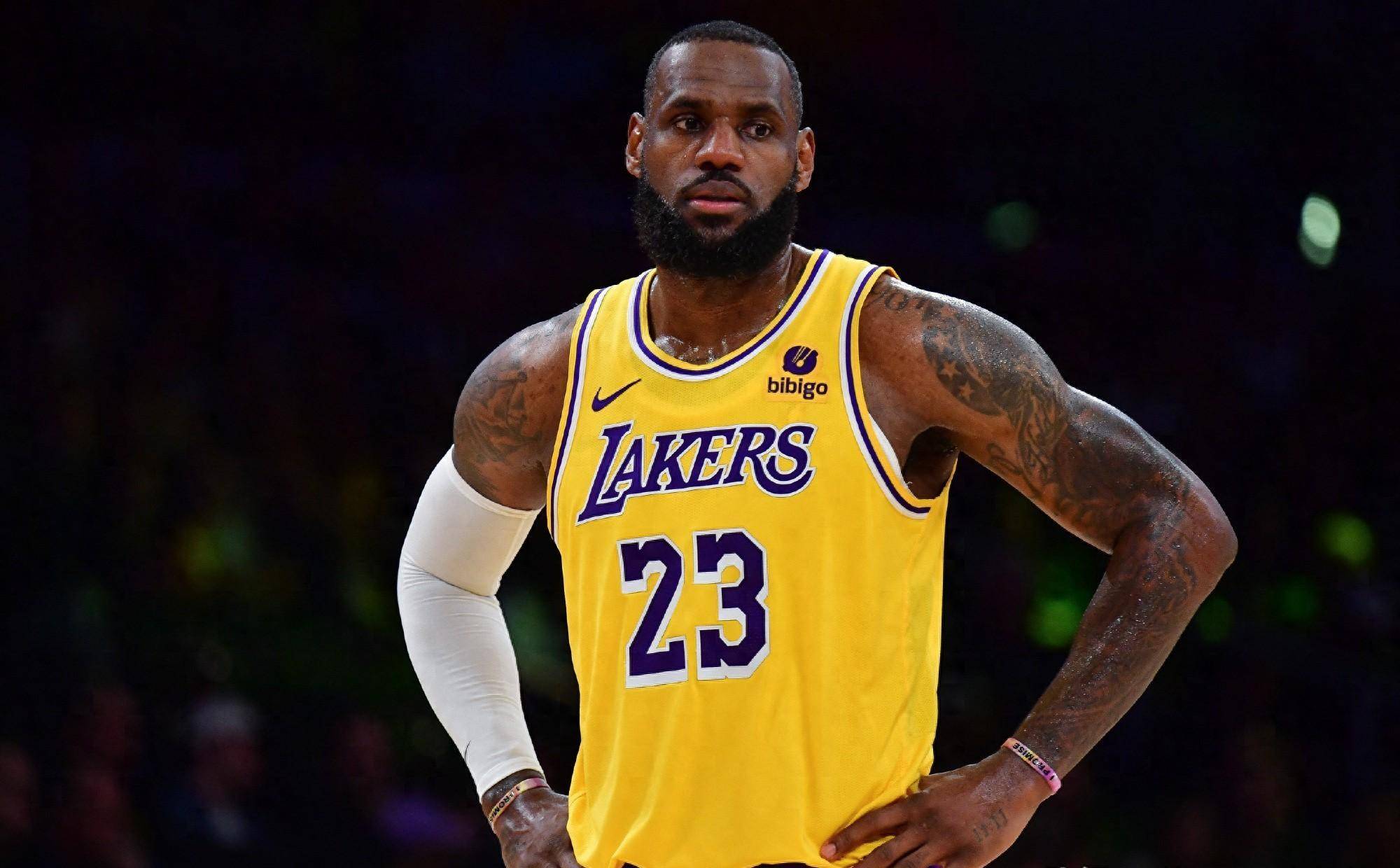 中场在客场 中场在客场